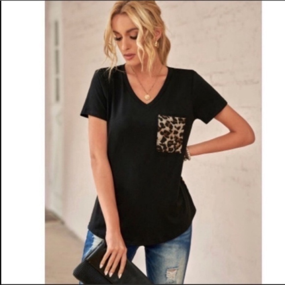 Leopard print plus size top